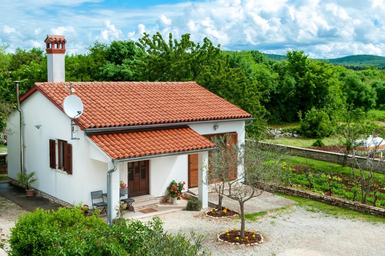 House Ulika Appartement Bale Buitenkant foto
